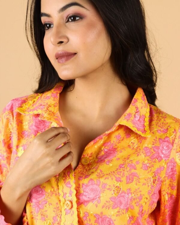 24 Peach Pop Floral Shirt