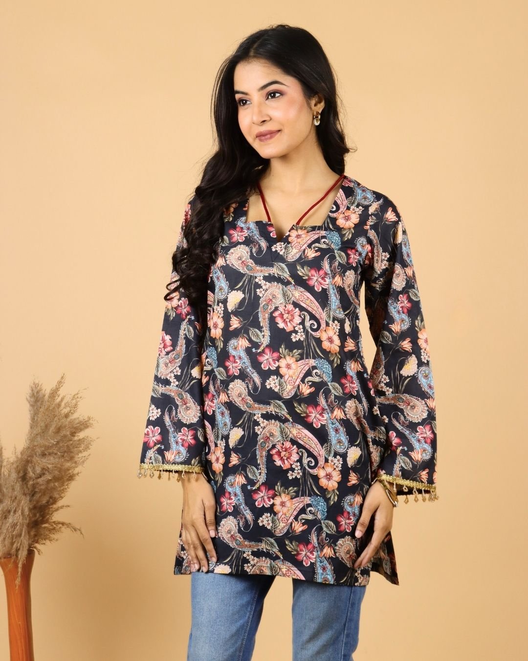 Noor Sleeved Black Kurti