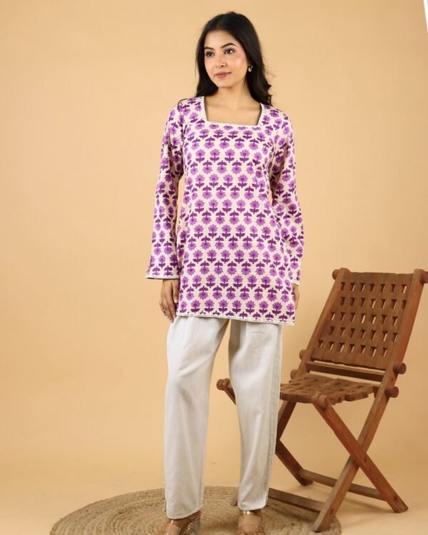 Lavender Buti Full Sleeves Cotton Kurti