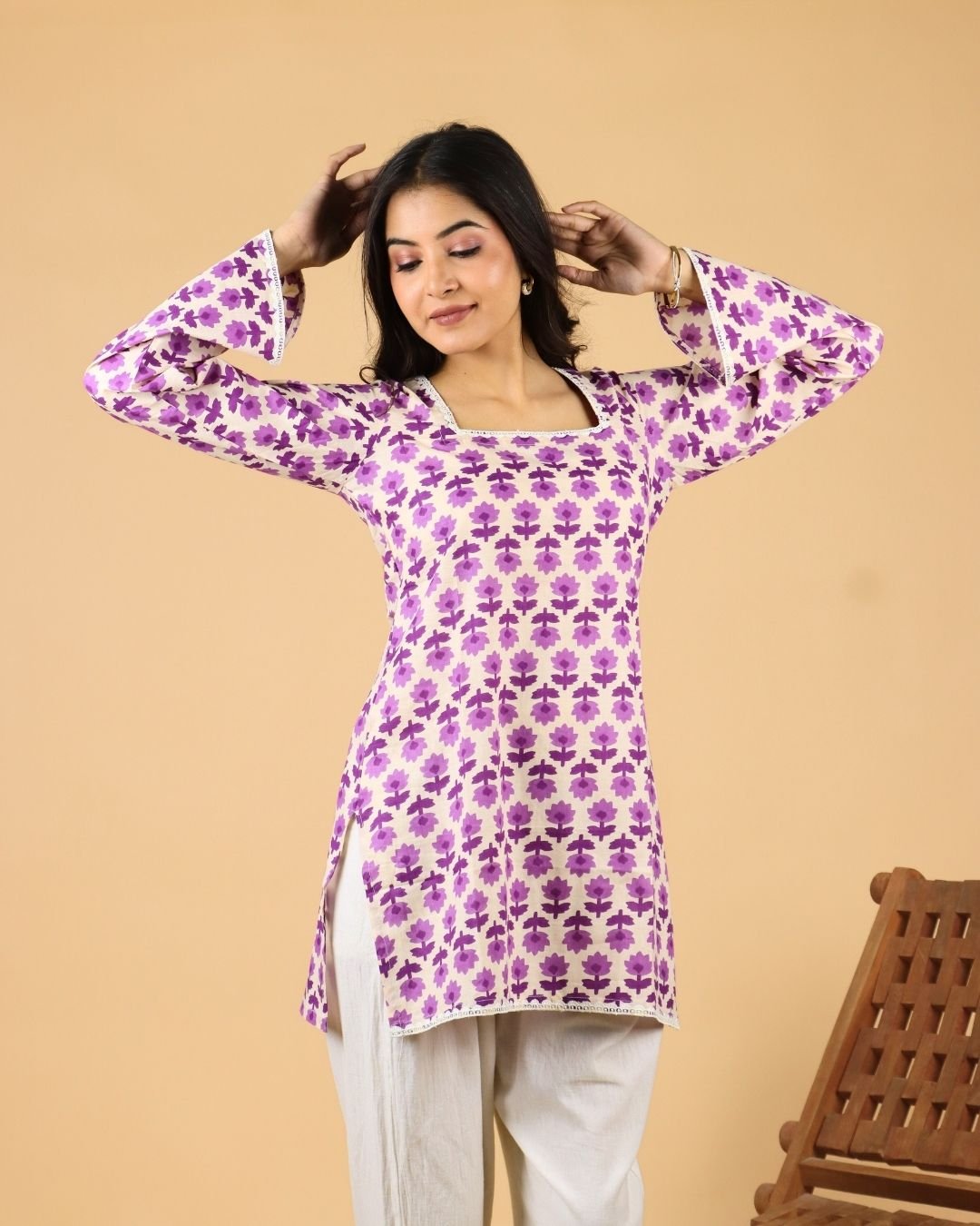 Lavender Buti Full Sleeves Cotton Kurti