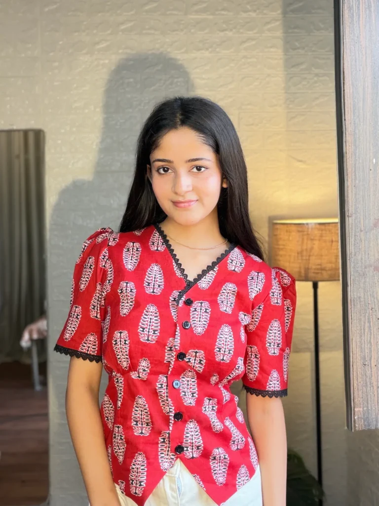 Gulnaar Vintage Cotton Top